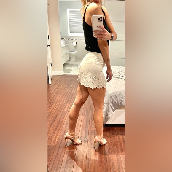 Forever 21 Mini Skirt, Laser Cut Pattern, Like new condition, Size: S - Picture 3 of 10